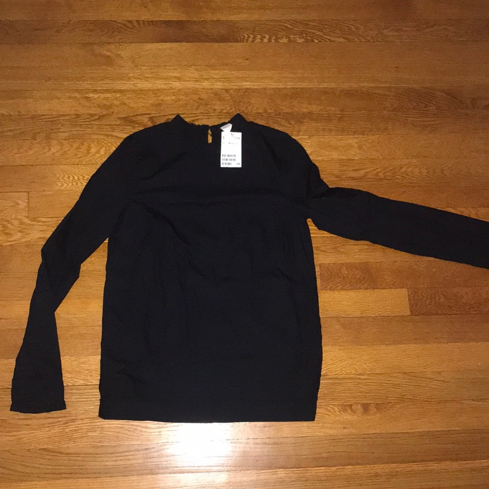 NWTS HM top in BLACK size 6 - Picture 2 of 2